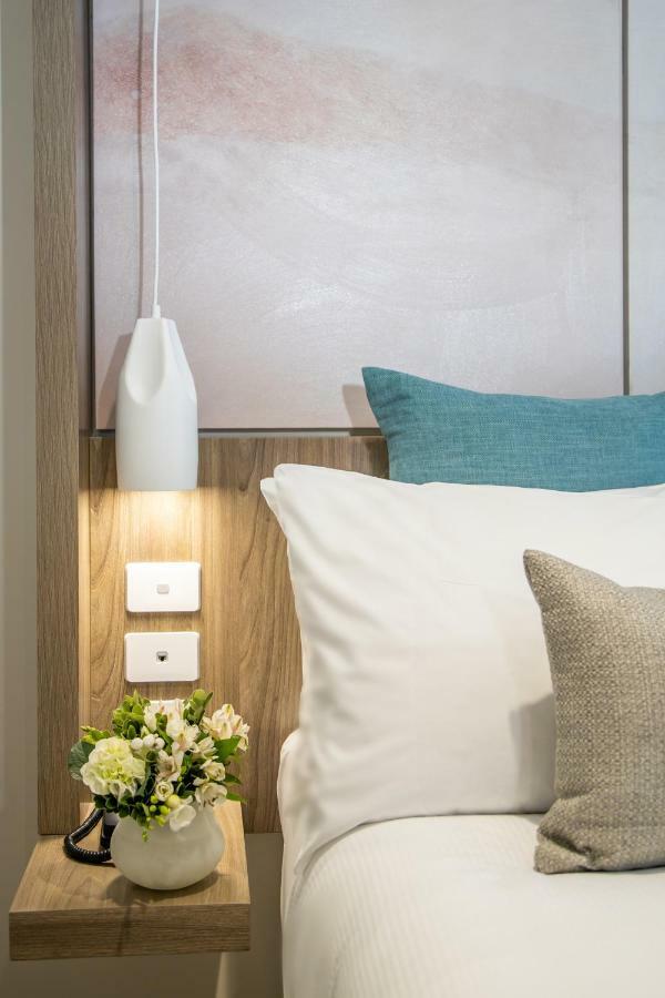 Sudima Christchurch City Kültér fotó A bedroom at the new hotel